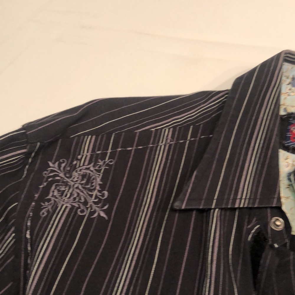 Super Cool Designer Button Down - Picture 5 of 7